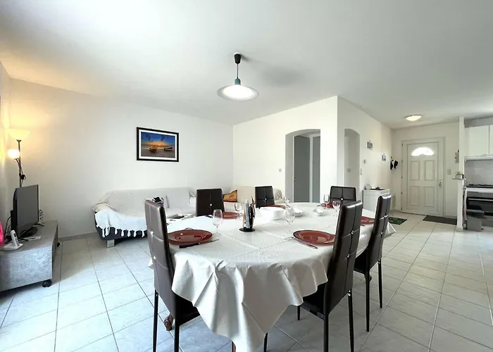 Br000-h28 4 Pièces 6 Couchages Sur *