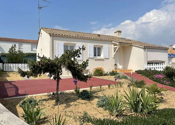 Br000-h28 4 Pièces 6 Couchages Sur Villa *