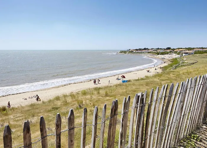 Br000-h28 4 Pièces 6 Couchages Sur Villa *